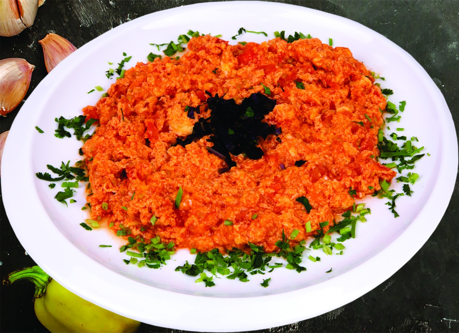 Яичница с помидорами